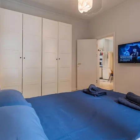 Spacious 2bd Flat - Location & 2 Balconies By Flat Mаnager Daire *
